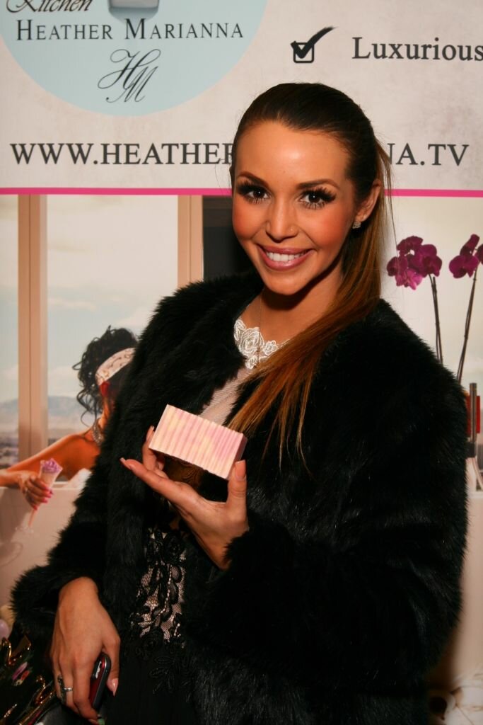 Scheana Marie shows off Beauty Kitchens Honey Suckle Soap at Golden Globes Gifting Suite