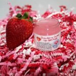 v-day-strawberry-lips-mask-2